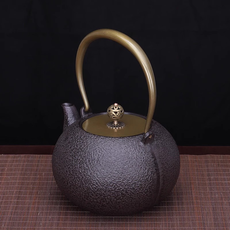 日本の鋳鉄製ティーポット1.2L - 伝統的なテツビンケトル - Cast Iron Tetsubin のレビューと価格