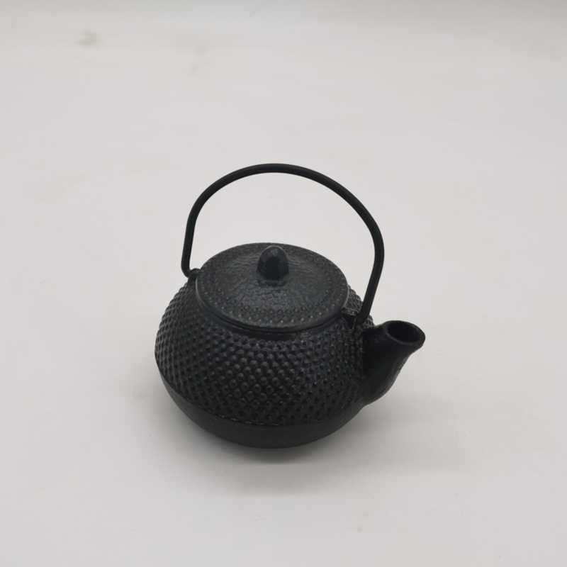 100ml ミニ 日本製 鉄瓶 鋳鉄製 ケトル ティーポット - Cast Iron Tetsubin のレビューと価格